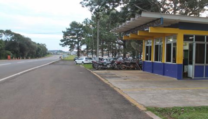 Nova Laranjeiras - PRF registra saída de pista na BR 277